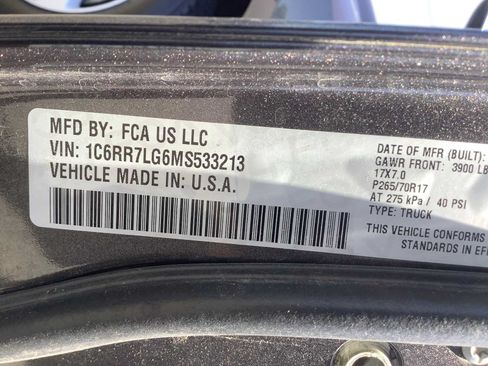 Used 2021 RAM 1500 Classic SLT AWD/4WD image 21