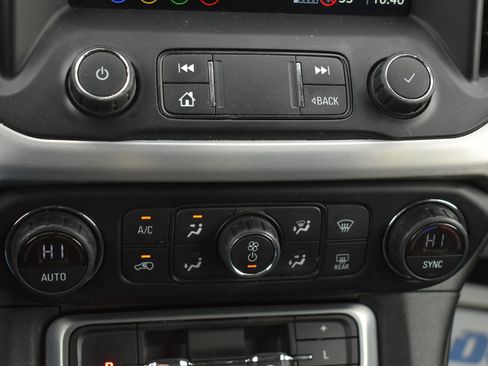 Used 2021 GMC Acadia SLE w/ Driver Convenience Package image 31