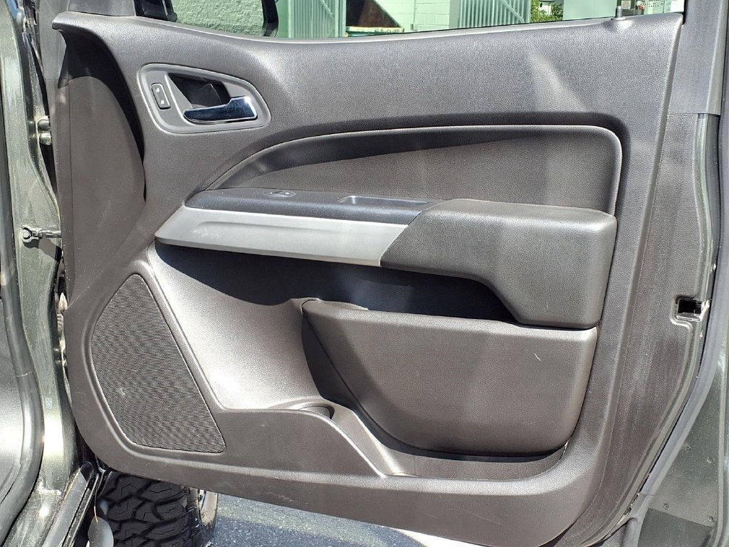 Used 2018 Chevrolet Colorado ZR2 AWD/4WD image 16