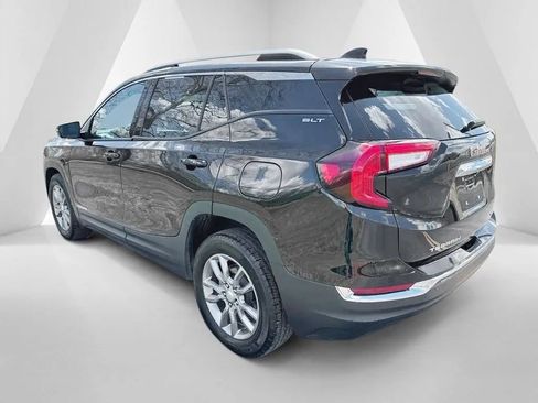 Used 2024 GMC Terrain SLT AWD/4WD image 5