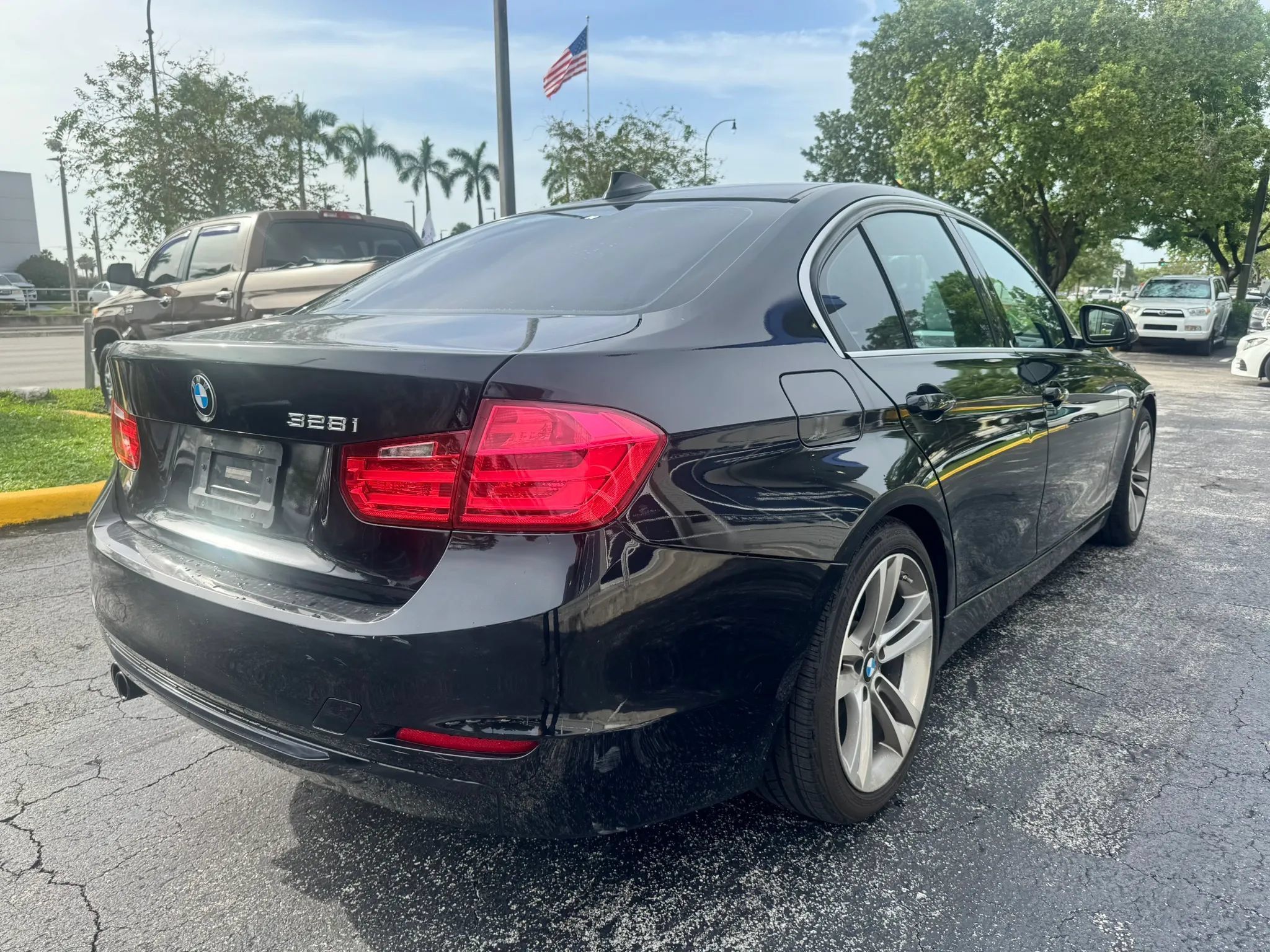 Used 2015 BMW 328i Sedan RWD image 5