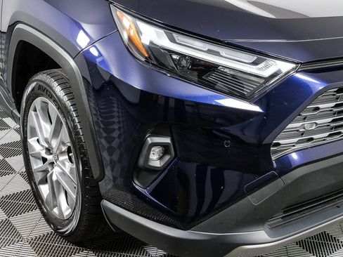 Used 2023 Toyota RAV4 Limited image 37