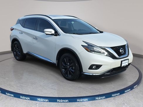 Used 2018 Nissan Murano SV w/ Premium Package image 4