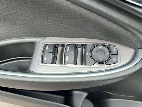 Used 2020 Chevrolet Malibu LT image 17