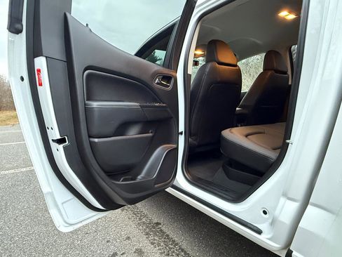 Used 2021 GMC Canyon AT4 image 21