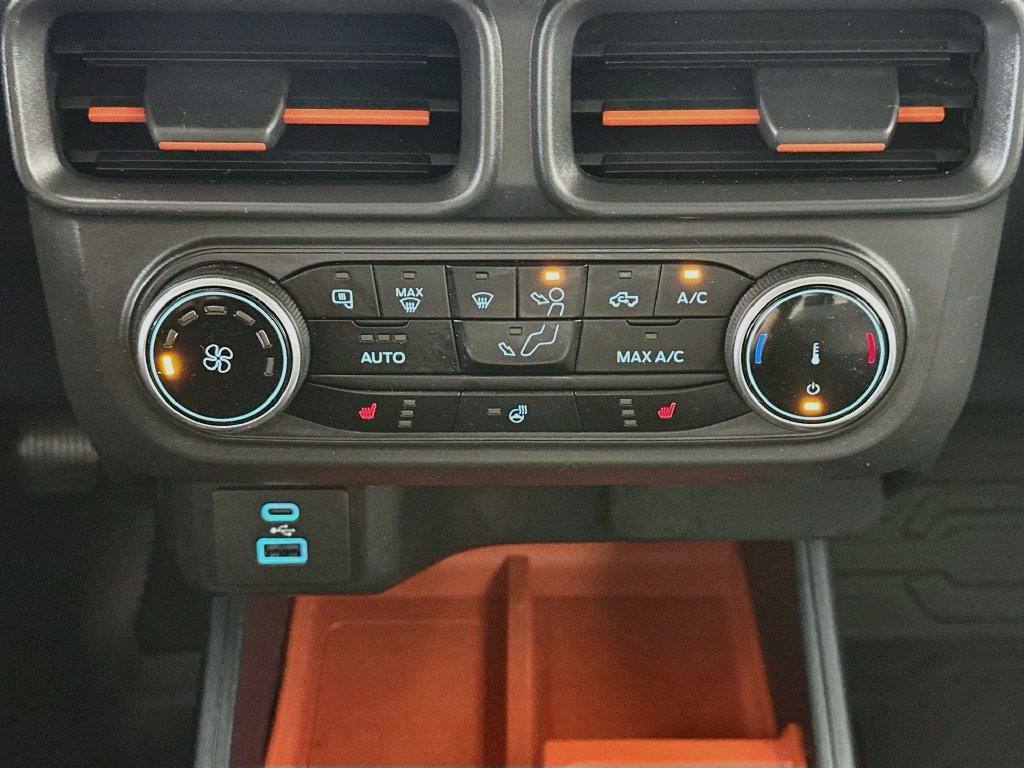 Used 2023 Ford Maverick XLT w/ XLT Luxury Package FWD image 18