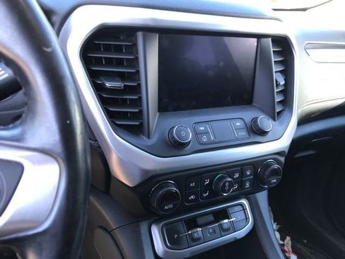 Used 2020 GMC Acadia SLT w/ Trailering Package AWD/4WD image 8