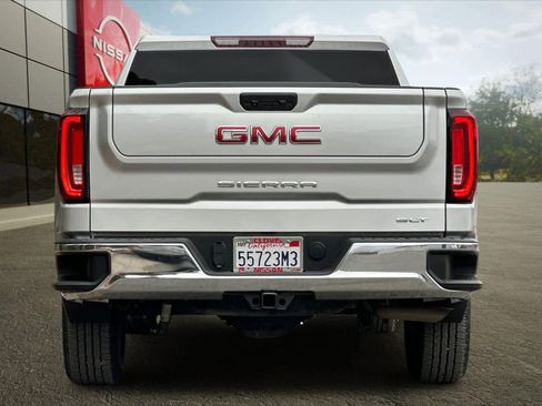 Used 2022 GMC Sierra 1500 SLT image 8