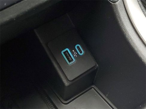 Certified 2022 Ford Edge SEL w/ Convenience Package image 25