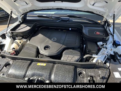Used 2026 Mercedes-Benz GLS 450 4MATIC image 12