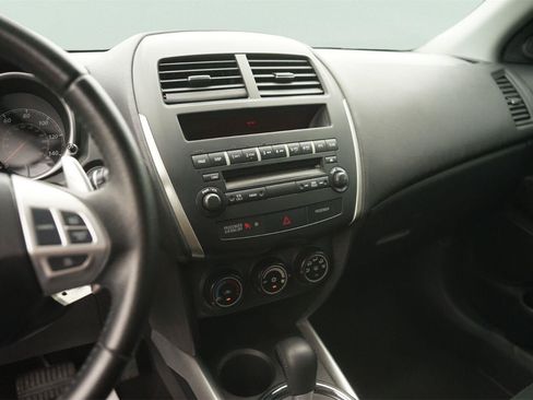 Used 2013 Mitsubishi Outlander Sport ES FWD image 26