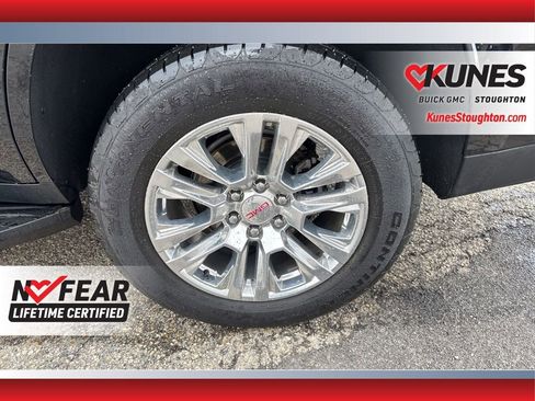 Used 2025 GMC Yukon Denali AWD/4WD image 18