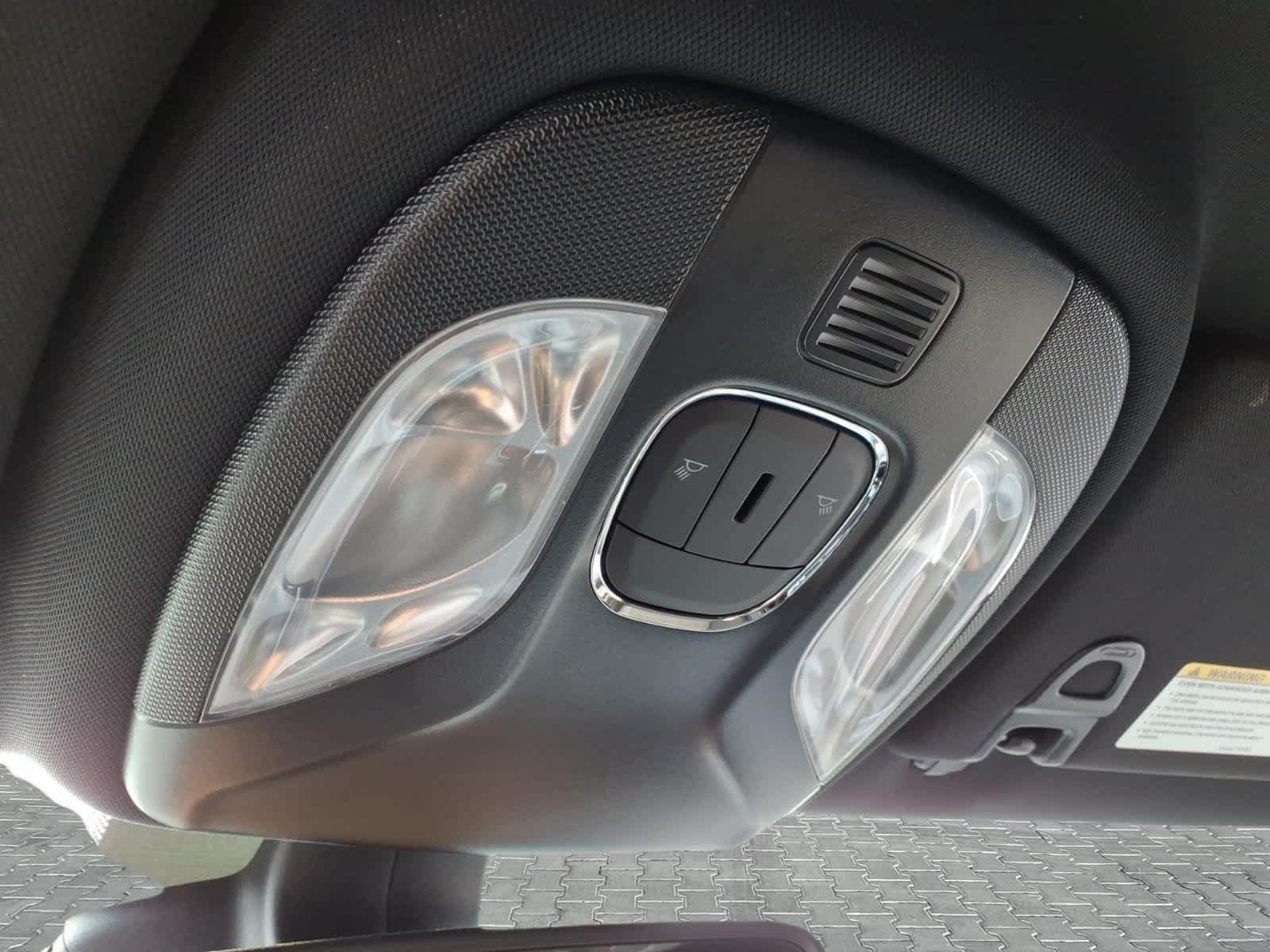 Used 2025 Jeep Compass Limited AWD/4WD image 19