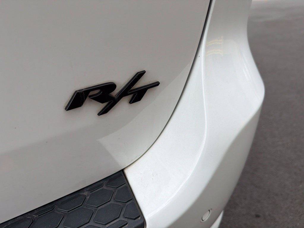 Used 2022 Dodge Durango R/T w/ Tow 'N Go Package AWD/4WD image 19