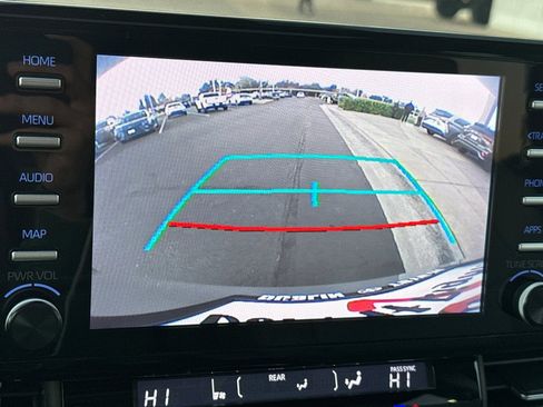 Certified 2023 Toyota Sienna XLE image 25