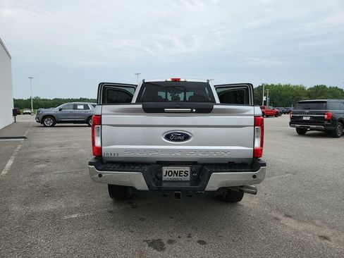 Used 2018 Ford F250 Lariat w/ Chrome Package AWD/4WD image 17