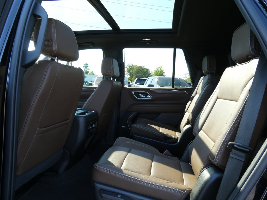 Certified 2022 Chevrolet Tahoe High Country AWD/4WD image 23