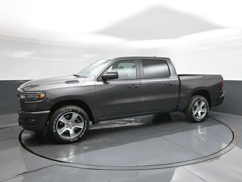 New 2026 RAM 1500 Express image 29