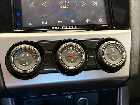 Used 2019 Subaru WRX Premium image 10