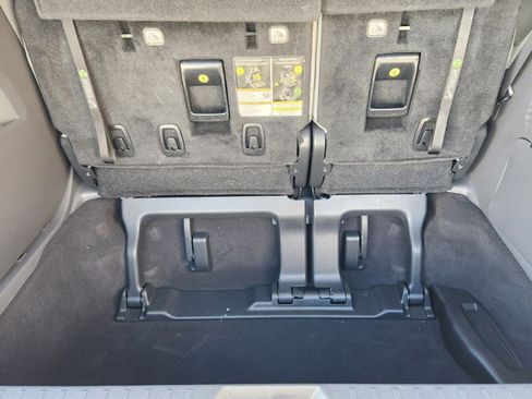 Used 2022 Toyota Sienna LE image 31
