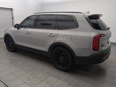 Used 2022 Kia Telluride SX w/ Nightfall Edition Package AWD/4WD image 3