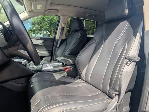 Used 2023 Acura MDX w/ Technology Package FWD image 6