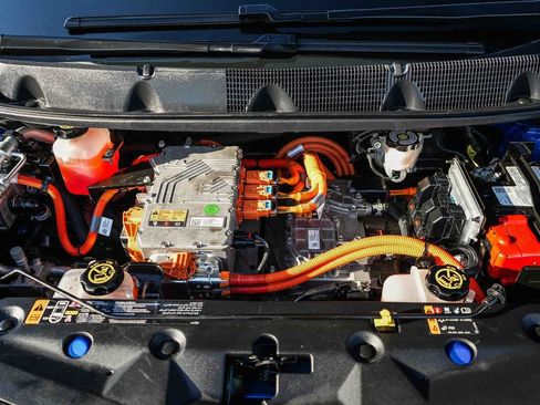 Used 2019 Chevrolet Bolt Premier FWD image 26