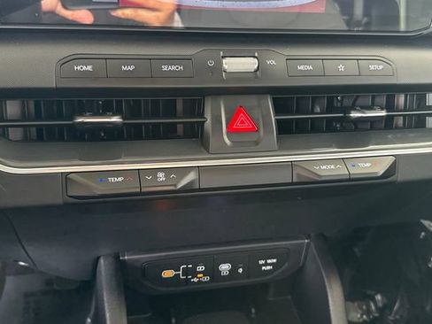 Used 2025 Kia K4 EX FWD image 19