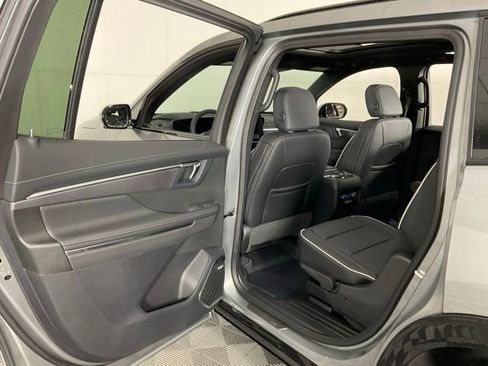 New 2026 Buick Enclave Sport Touring w/ Power Package AWD/4WD image 38
