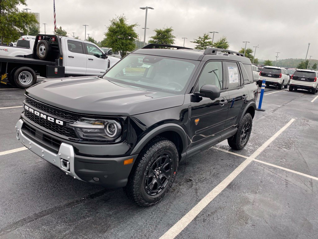 New 2026 Ford Bronco Sport Badlands w/ Sasquatch Badlands Package AWD/4WD image 3