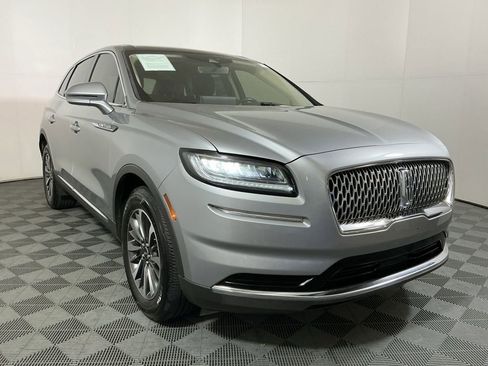 Used 2022 Lincoln Nautilus Reserve AWD/4WD image 4