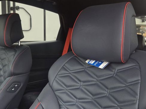 Used 2025 Genesis GV80 3.5T image 21