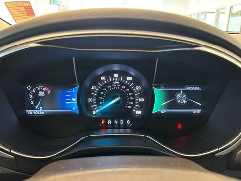Used 2016 Ford Fusion SE FWD image 19