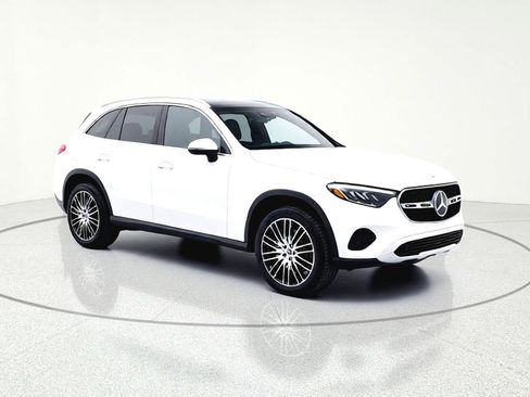 Certified 2023 Mercedes-Benz GLC 300 4MATIC image 9