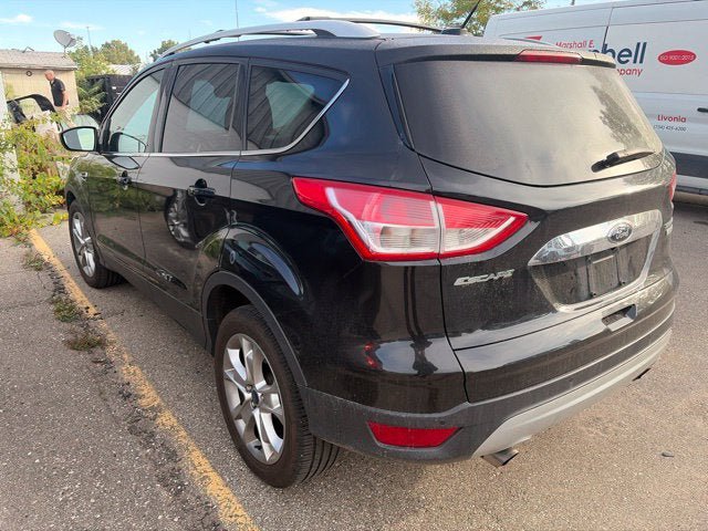 Used 2014 Ford Escape Titanium w/ Equipment Group 401A FWD image 7
