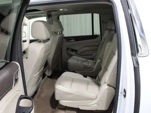 Used 2019 GMC Yukon XL Denali w/ Denali Ultimate Package AWD/4WD image 22