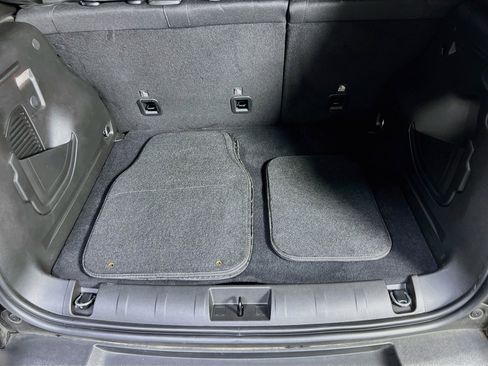 Used 2022 Jeep Renegade Latitude image 24