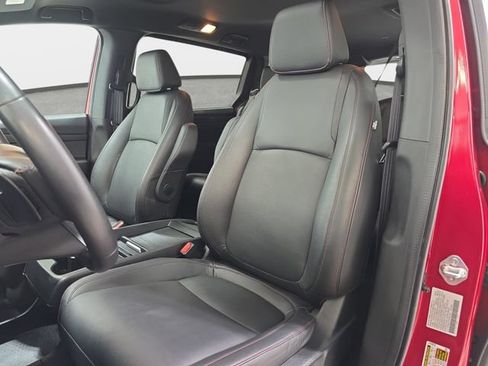 Used 2024 Honda Odyssey Sport image 14