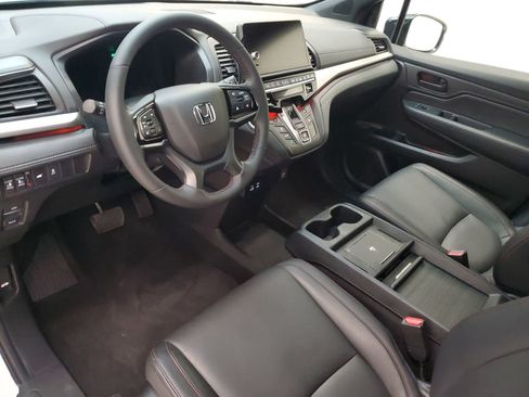 Used 2025 Honda Odyssey Sport-L image 2
