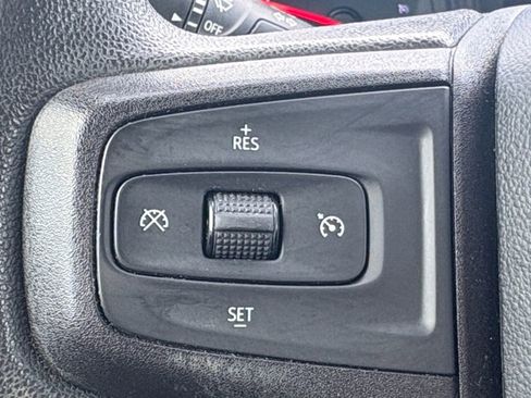 Used 2021 Chevrolet Silverado 1500 Custom image 15