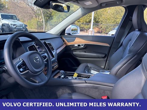 Used 2024 Volvo XC90 B6 Plus w/ Protection Package Premier image 19