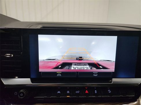 Used 2024 Chevrolet Silverado 1500 RST image 27