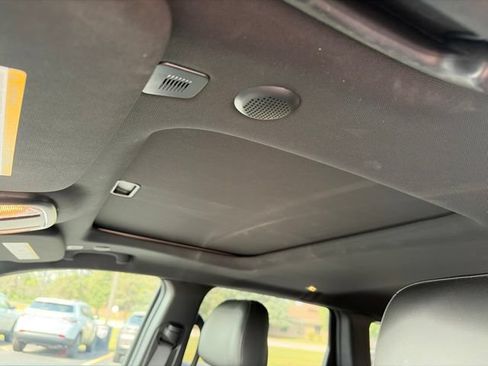 Used 2020 Jeep Grand Cherokee Laredo w/ Quick Order Package 2BN North AWD/4WD image 11