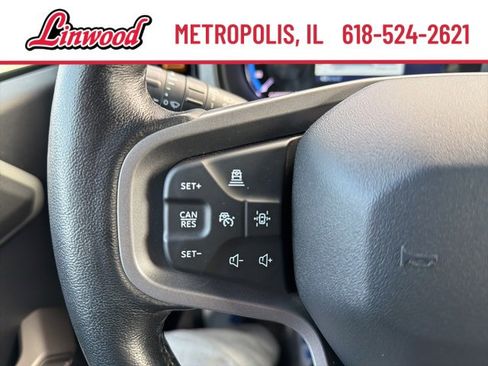 Used 2022 Ford Bronco Badlands image 15