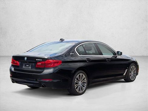 Used 2019 BMW 530e RWD image 5