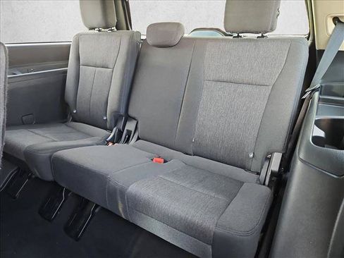 Used 2024 Ford Expedition XLT RWD image 20