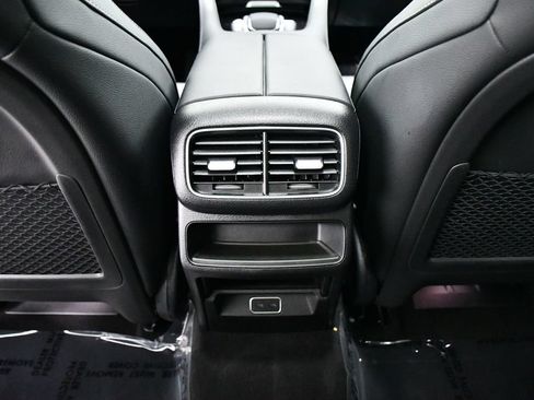 Certified 2025 Mercedes-Benz GLE 450e 4MATIC w/ Driver Assistance Package image 20