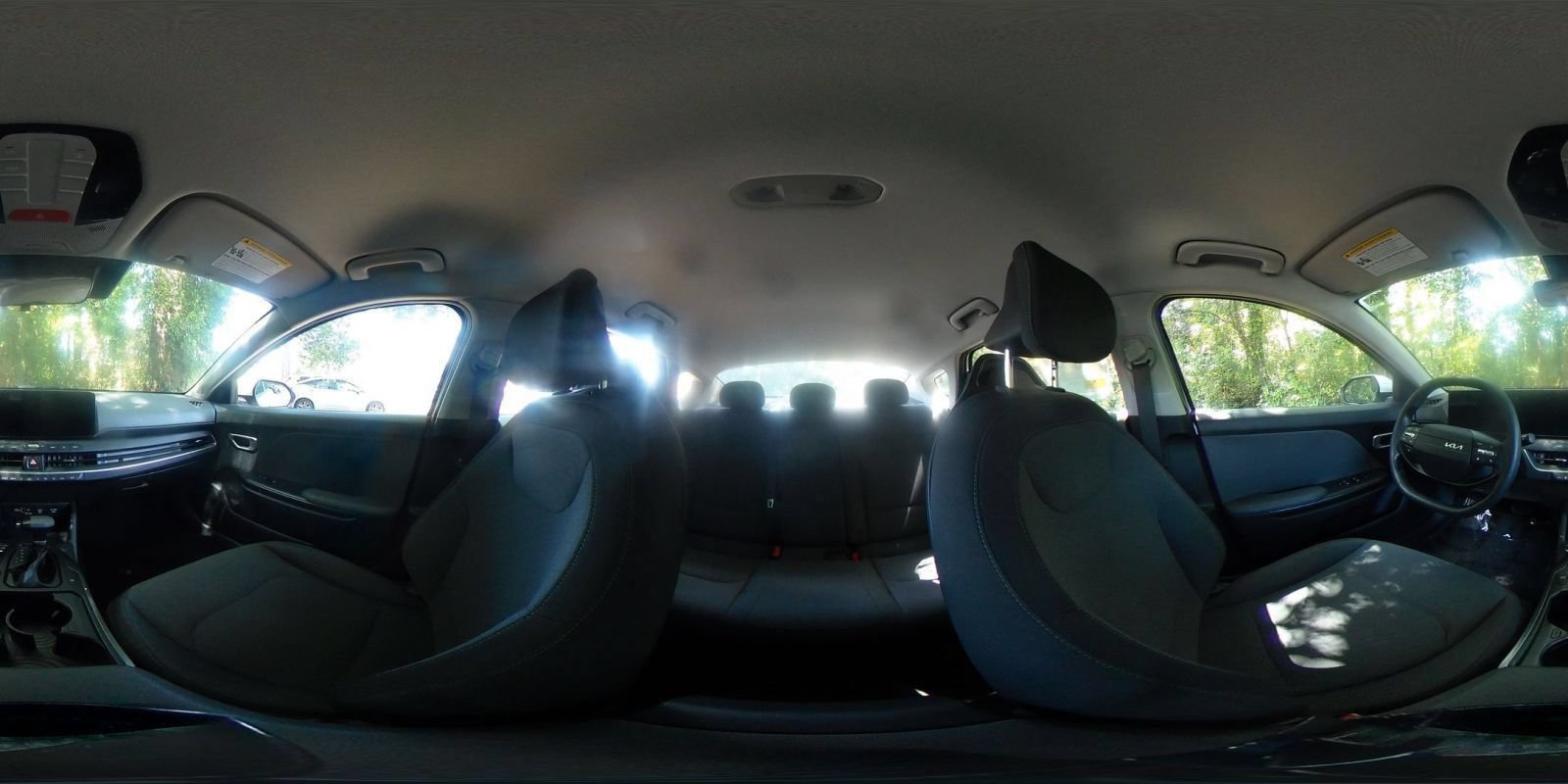 Used 2025 Kia K4 FWD image 43
