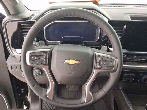 Used 2024 Chevrolet Silverado 1500 LTZ w/ LTZ Premium Package image 22