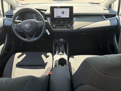 Certified 2024 Toyota Corolla LE FWD image 4